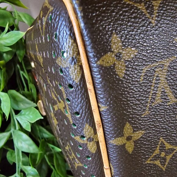 EUC RARE Authentic Limited Edition Louis Vuitton Perforated Speedy 30 - Picture 14 of 16